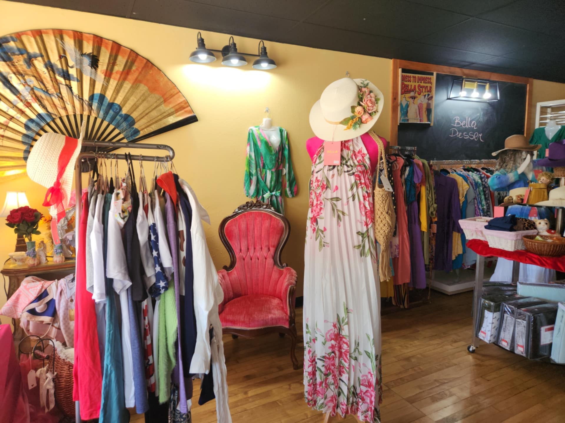 Designer boutique Pequot Lakes